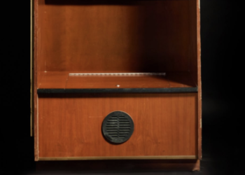 That's Baller: Kobe Bryant's Staple Center Locker Expected To Sell For $1 Million At Online Auction
